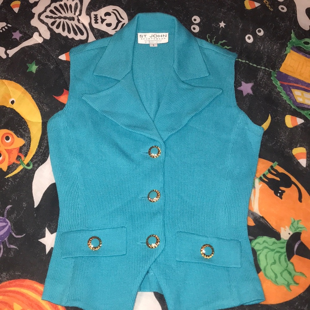 St. John sportswear top